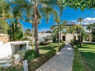 Villa en venta en Nueva Andalucia