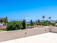 Вилла на продажу в Сан Педро де Алькантара