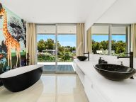 Вилла на продажу в Сан Педро де Алькантара