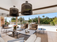 Villa en venta en Cascada de Camojan, Marbella Golden Mile