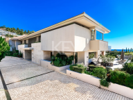 Villa en venta en Cascada de Camojan, Marbella Golden Mile