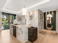 Villa en venta en Cascada de Camojan, Marbella Golden Mile