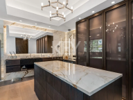 Villa en venta en Cascada de Camojan, Marbella Golden Mile