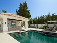 Villa for sale in Rocio de Nagüeles, Marbella Golden Mile