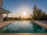 Villa en venta en Nueva Atalaya, Estepona