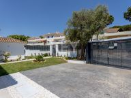 Villa en venta en Artola, Marbella Este