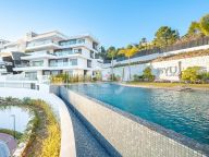 Apartment for sale in Byu Hills, Benahavis