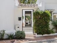Town House for sale in Rodeo Alto, Nueva Andalucia