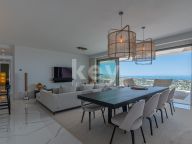 Penthouse for sale in Byu Hills, Benahavis