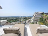 Apartment for sale in Byu Hills, Benahavis