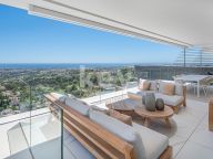 Apartment for sale in Byu Hills, Benahavis