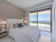 Apartment for sale in Byu Hills, Benahavis