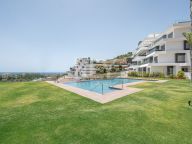 Apartment for sale in Byu Hills, Benahavis