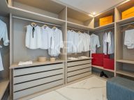 Apartment for sale in Byu Hills, Benahavis