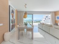 Apartment for sale in Byu Hills, Benahavis