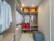 Apartment for sale in Byu Hills, Benahavis