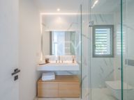 Apartment for sale in Byu Hills, Benahavis