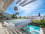 Villa for sale in Casablanca, Marbella Golden Mile