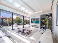 Villa for sale in Casablanca, Marbella Golden Mile