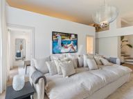 Town House for sale in Las Encinas, Benahavis