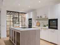 Town House for sale in Las Encinas, Benahavis