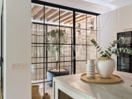 Town House for sale in Las Encinas, Benahavis