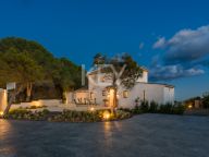 Villa en venta en Estepona Hills, Estepona