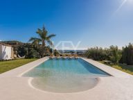 Villa en venta en Estepona Hills, Estepona