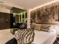 Penthouse for sale in Rio Real, Marbella East