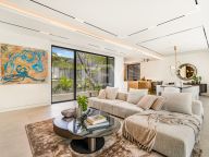 Villa en venta en Rocio de Nagüeles, Marbella Golden Mile