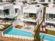 Semi Detached House for rent in Marbella East