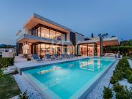 Villa for sale in La Quinta Hills, Benahavis