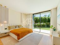 Villa for sale in La Quinta Hills, Benahavis