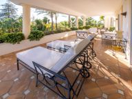 Villa en venta en Sierra Blanca, Marbella Golden Mile