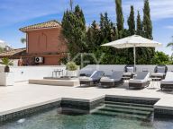 Villa en venta en El Rosario, Marbella Este