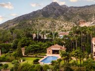 Villa en venta en Los Picos, Marbella Golden Mile