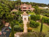 Villa for sale in Los Picos, Marbella Golden Mile