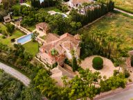 Villa en venta en Los Picos, Marbella Golden Mile