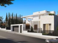 Villa en venta en New Golden Mile, Estepona