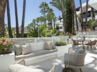 Ground Floor Apartment for sale in Puente Romano, Marbella Golden Mile