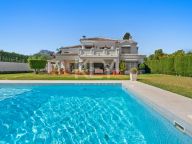 Villa en venta en Casasola, Estepona