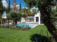 Villa for sale in Paraiso Alto, Benahavis