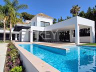 Villa en venta en Paraiso Alto, Benahavis