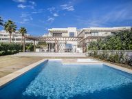 Villa en venta en New Golden Mile, Estepona