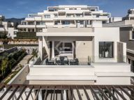 Villa en venta en New Golden Mile, Estepona