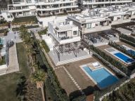 Villa en venta en New Golden Mile, Estepona