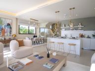 Villa en venta en New Golden Mile, Estepona