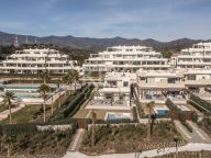 Villa en venta en New Golden Mile, Estepona