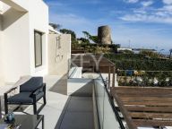 Villa en venta en New Golden Mile, Estepona