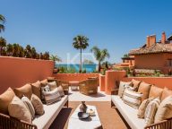 Penthouse for sale in Los Monteros, Marbella East